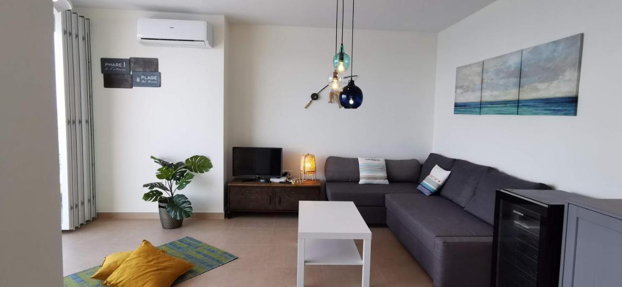 Apartment La Perla Cruise On Private Beach, Modern With Aircon & Wifi *