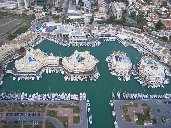 Apartment Puerto Marina Benalmadena