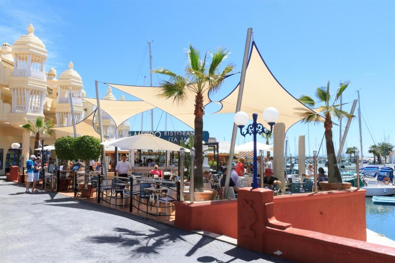 Puerto Marina Apartment
