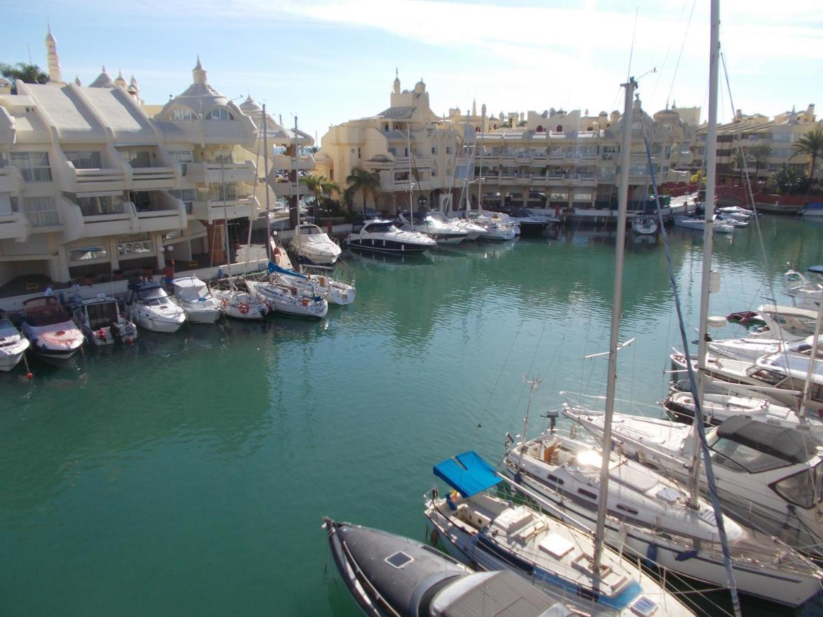 Holiday home Timon Ii, Luxury 3 Bedroom Beachside