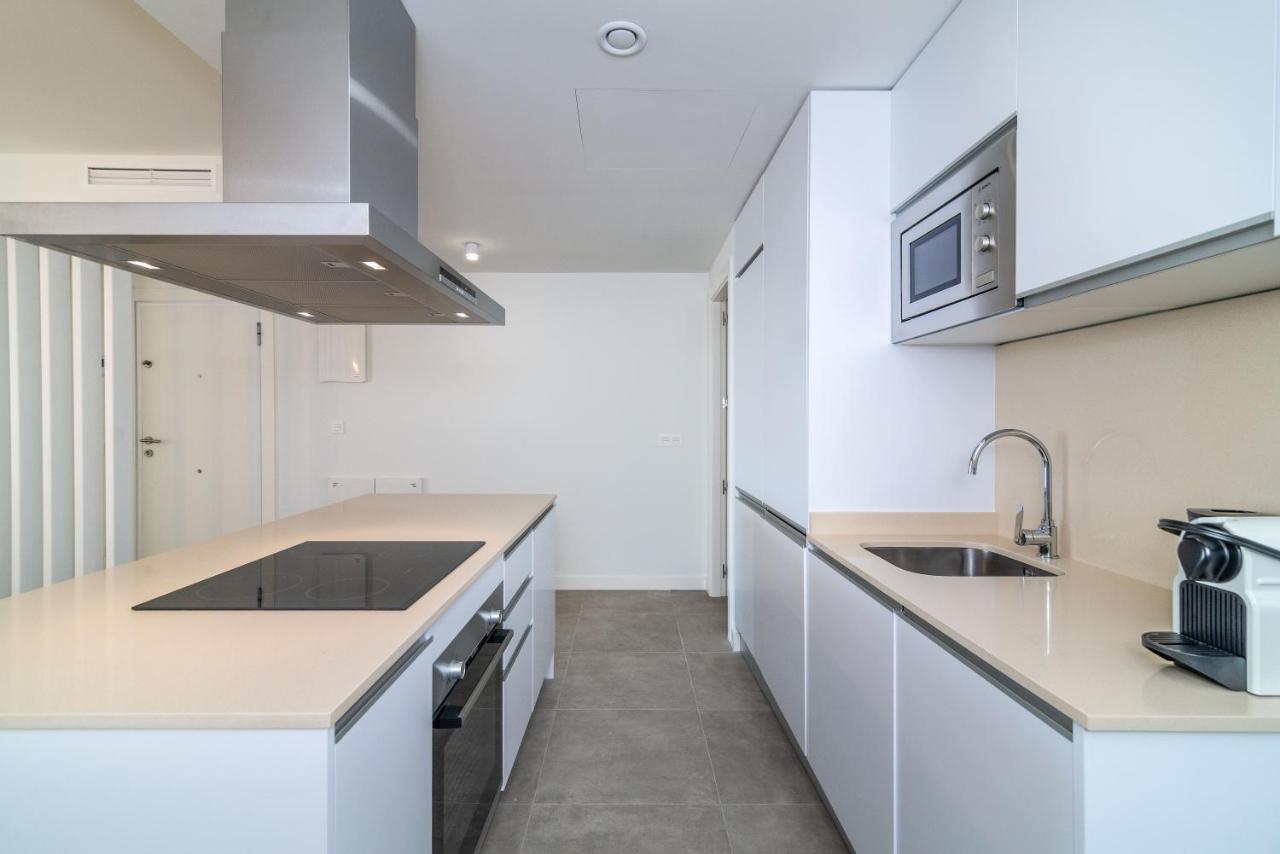 Apartment Vb Lar Bay - 3 Bdr With Sea Views