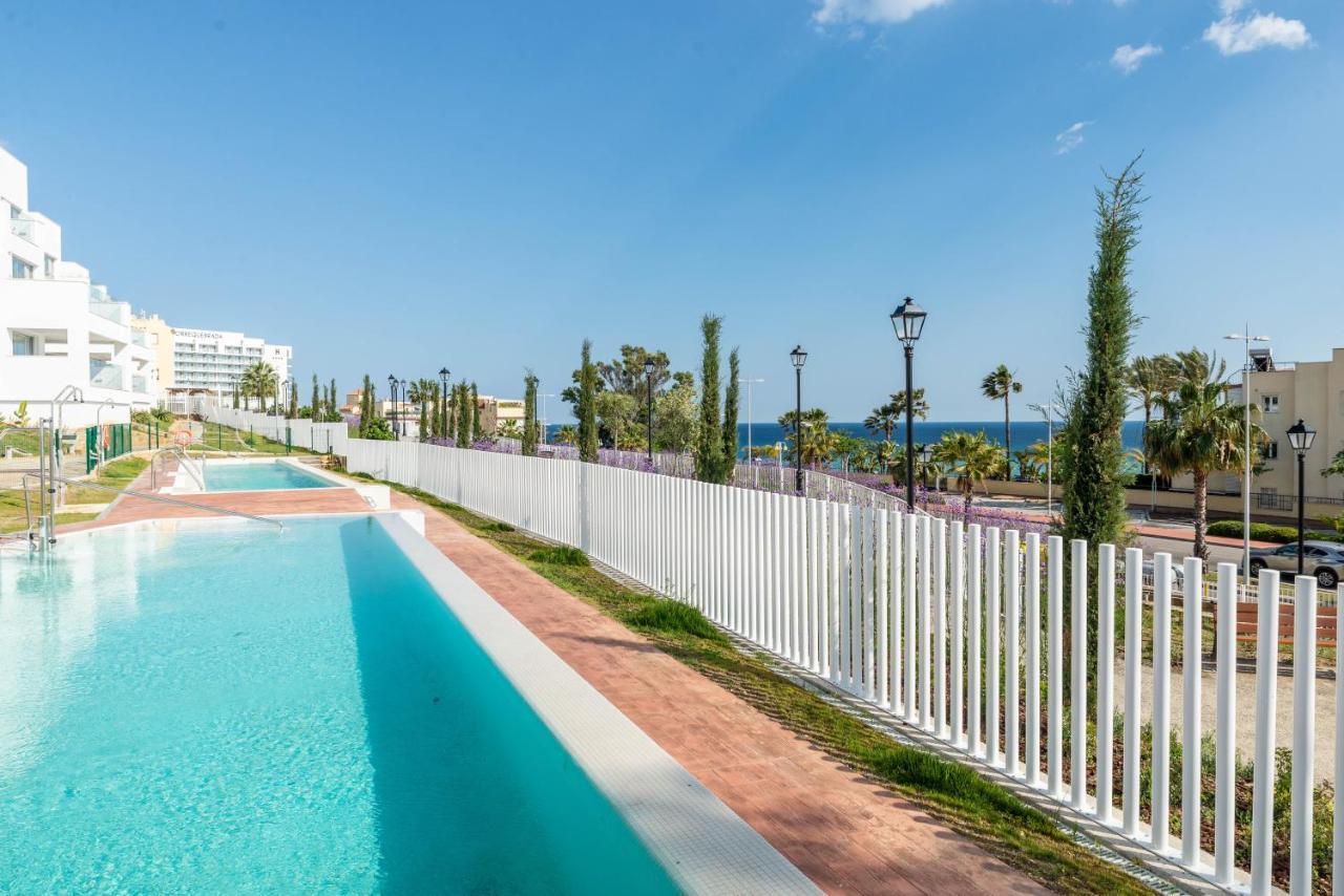 Apartment Vb Lar Bay - 3 Bdr With Sea Views *