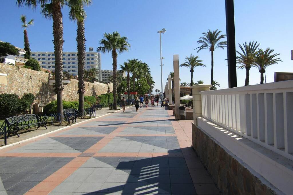 Apartamento Vacaciones En Puerto Marina (Benalmadena Costa)