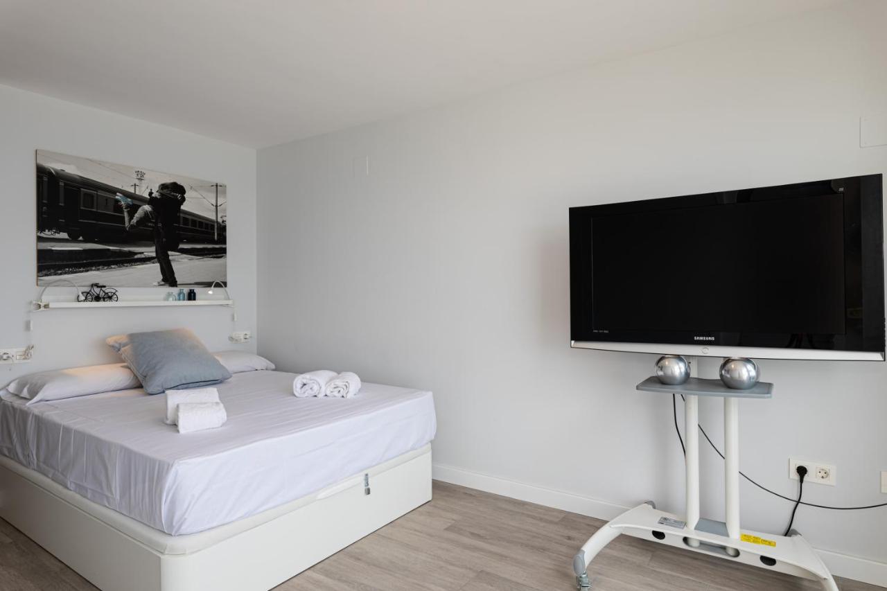 100% Seaview, 2 Minutes To The And Parking Apartment *