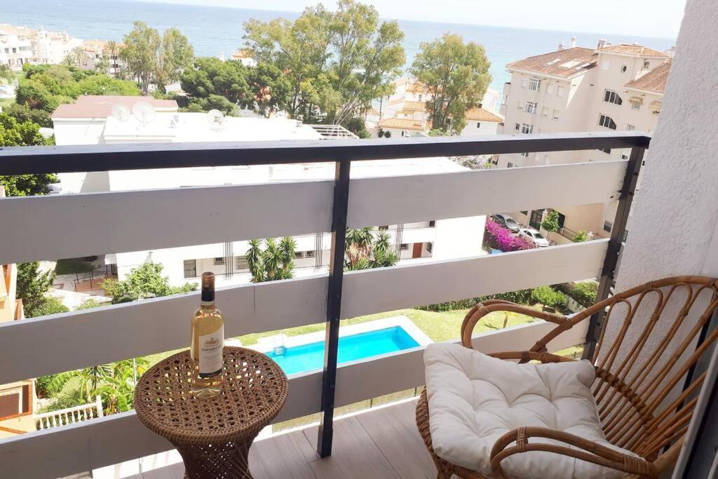 Apartment Modern Studio Near Beach. Sea, Pool And Wi-fi Benalmádena