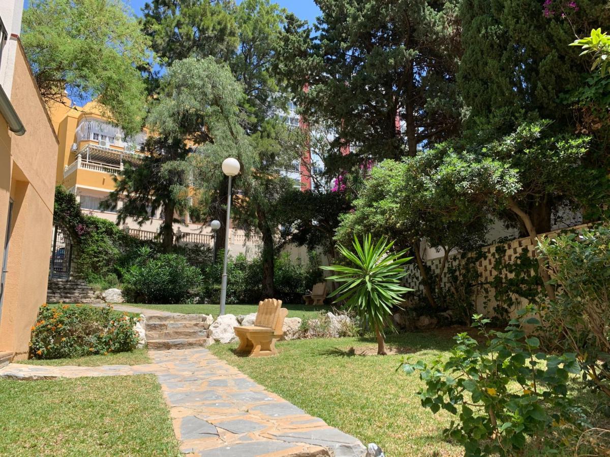 Tulipanes - Parking Privado *