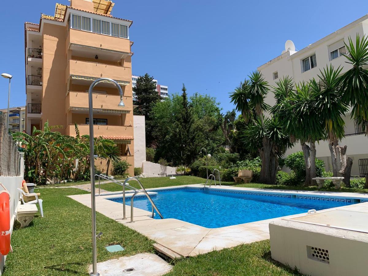 Tulipanes - Parking Privado