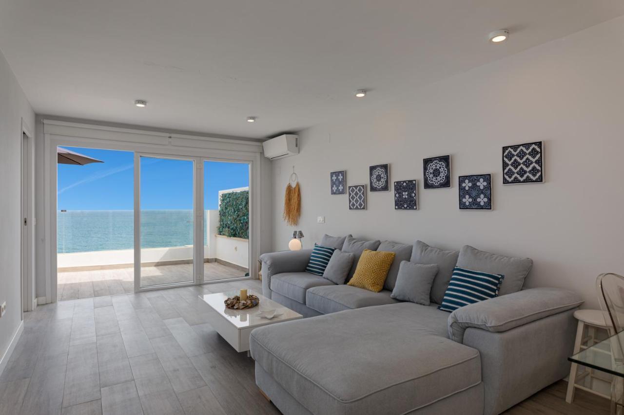 Apartment 100% Seaview, 2 Minutes To The And Parking *