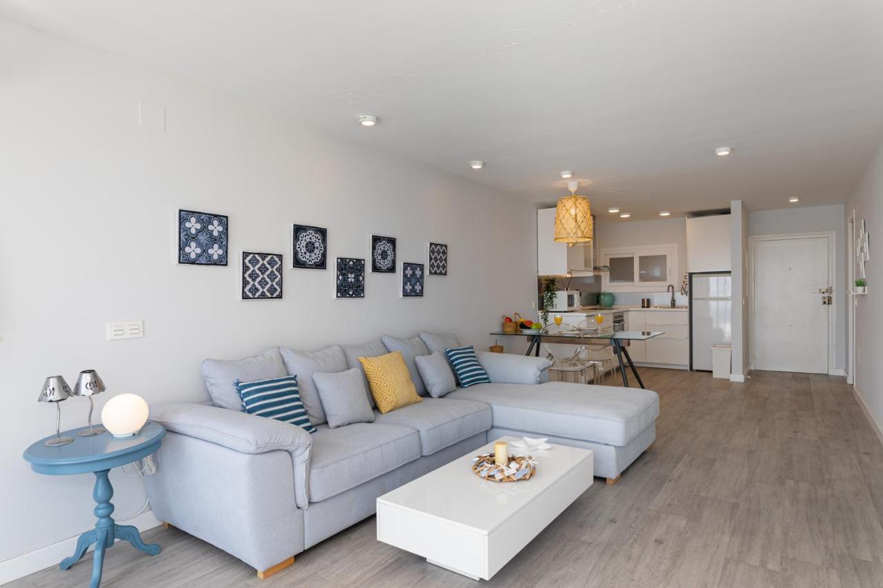 100% Seaview, 2 Minutes To The And Parking Apartment Benalmadena