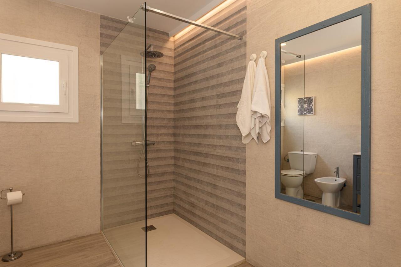 100% Seaview, 2 Minutes To The And Parking Apartment *