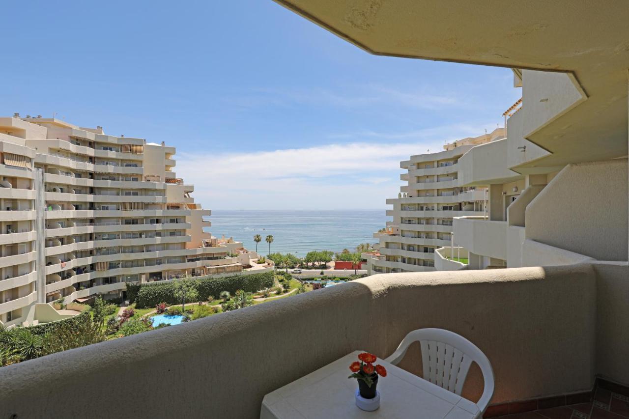 074 - Fabulous Sea View In Benal Beach Complex Apartment *