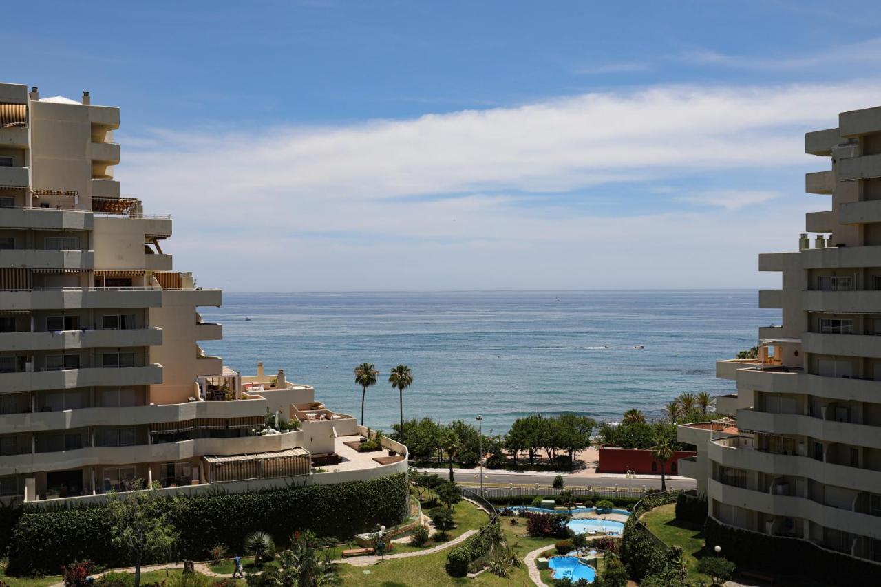 074 - Fabulous Sea View In Benal Beach Complex Apartment *