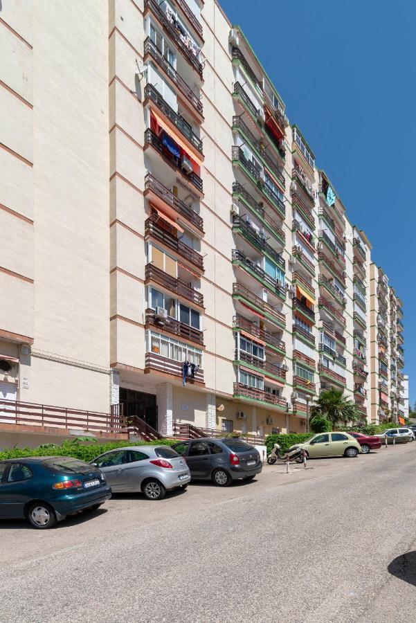Panoramic Views Cosy Studio Apartment *