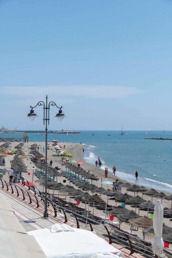 Panoramic Views Cosy Studio Apartment