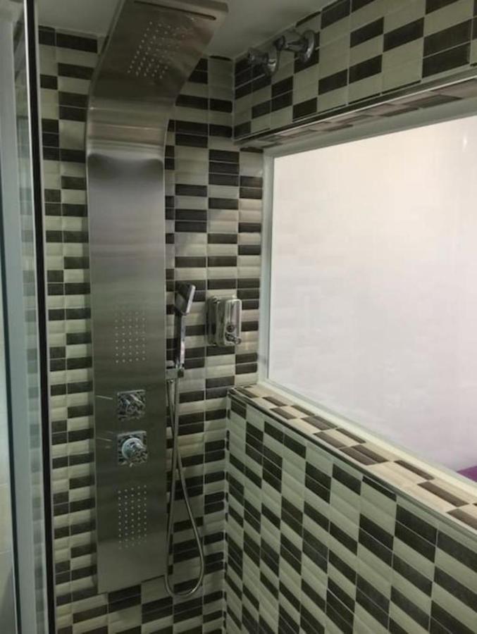 Apartamento Benalbeach, Primera Linea *