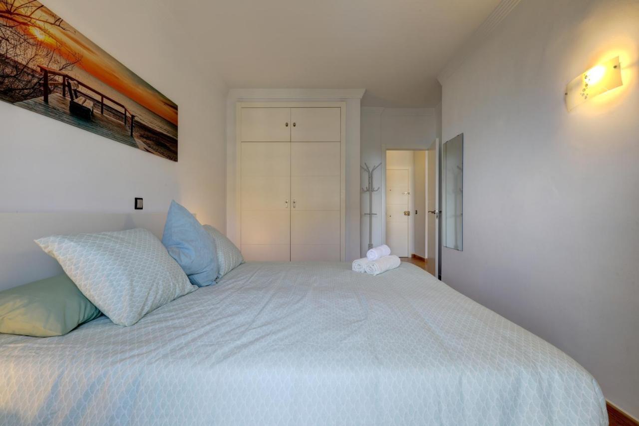 074 - Fabulous Sea View In Benal Beach Complex *