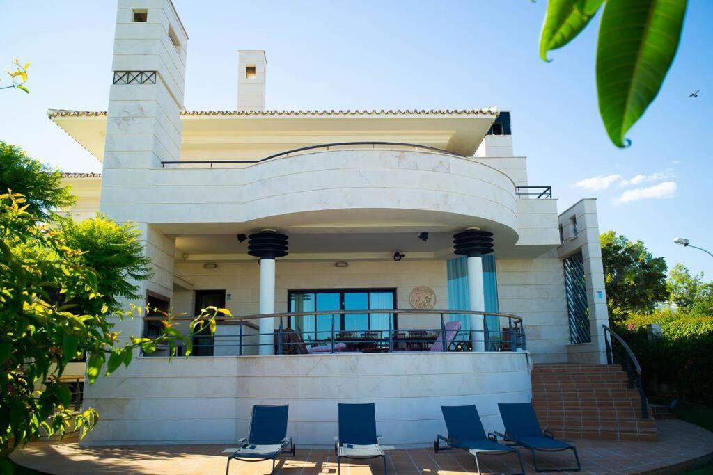 Beachside In Puerto Marina, Villa