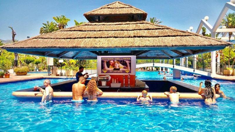 Benalbeach, Estudio En Primera Linea De Playa Apartment