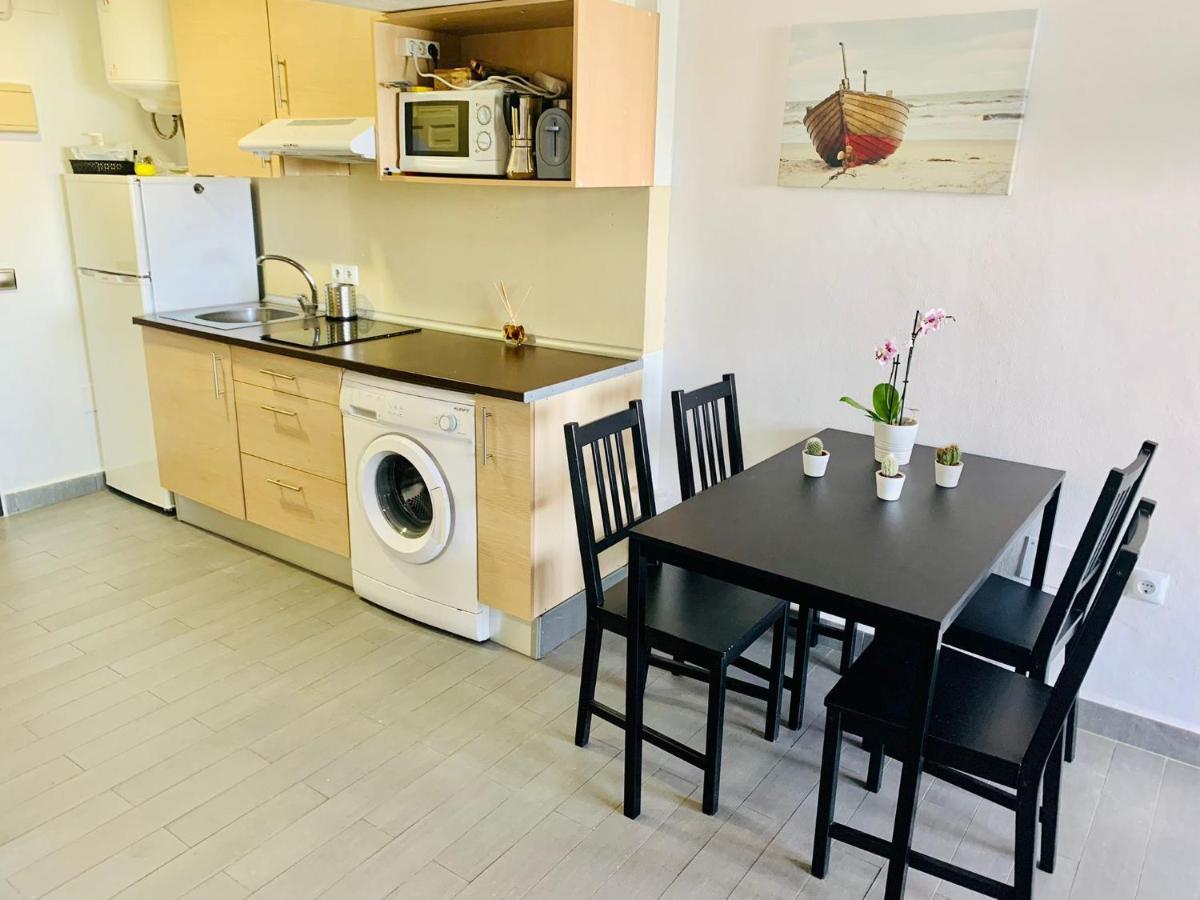 Apartment Benalbeach, Estudio En Primera Linea De Playa *