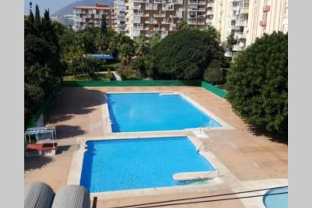 Precioso Apartamento Residencial Piscina Jardines Apartment