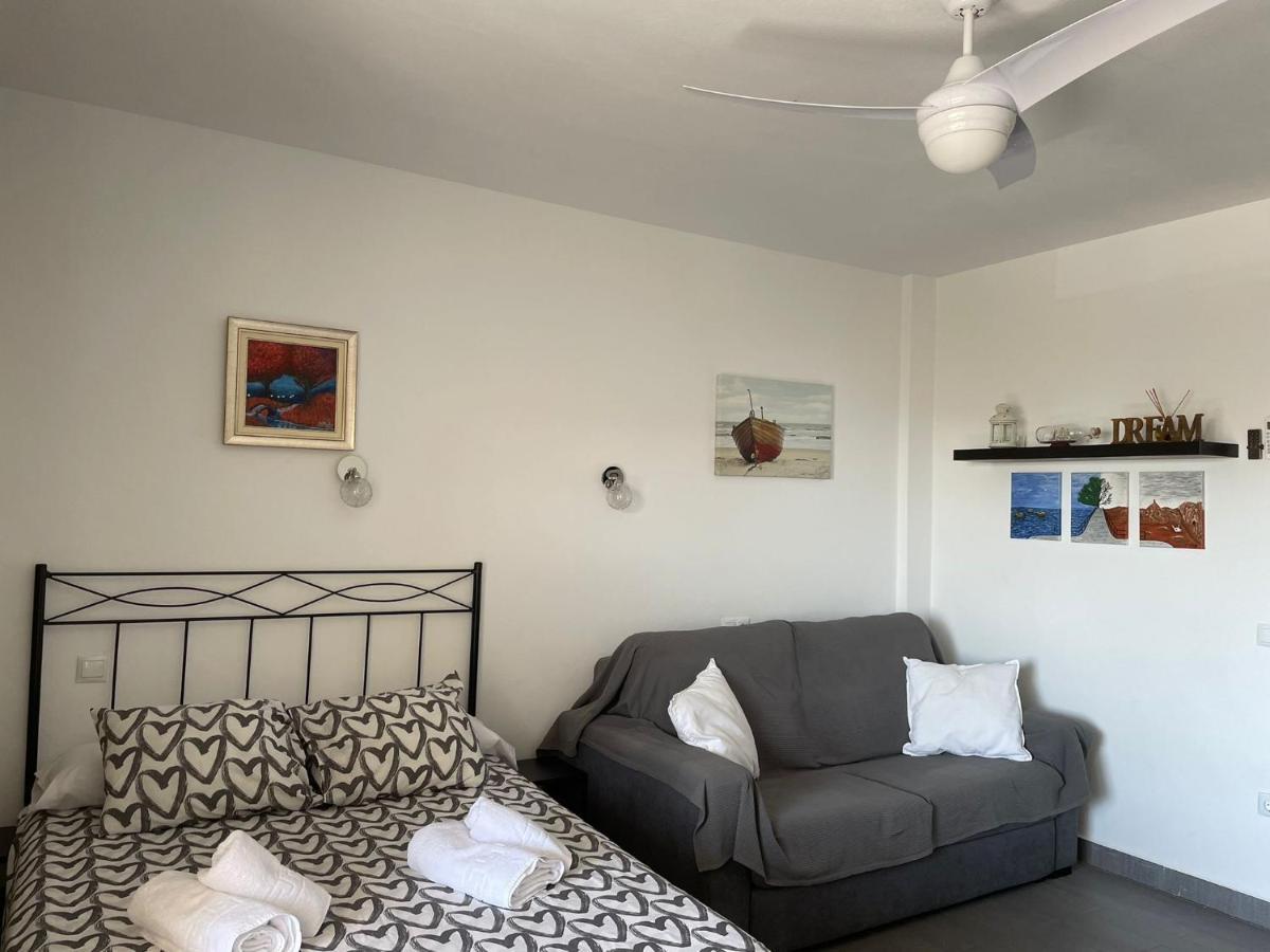 Benalbeach, Estudio En Primera Linea De Playa Apartment *