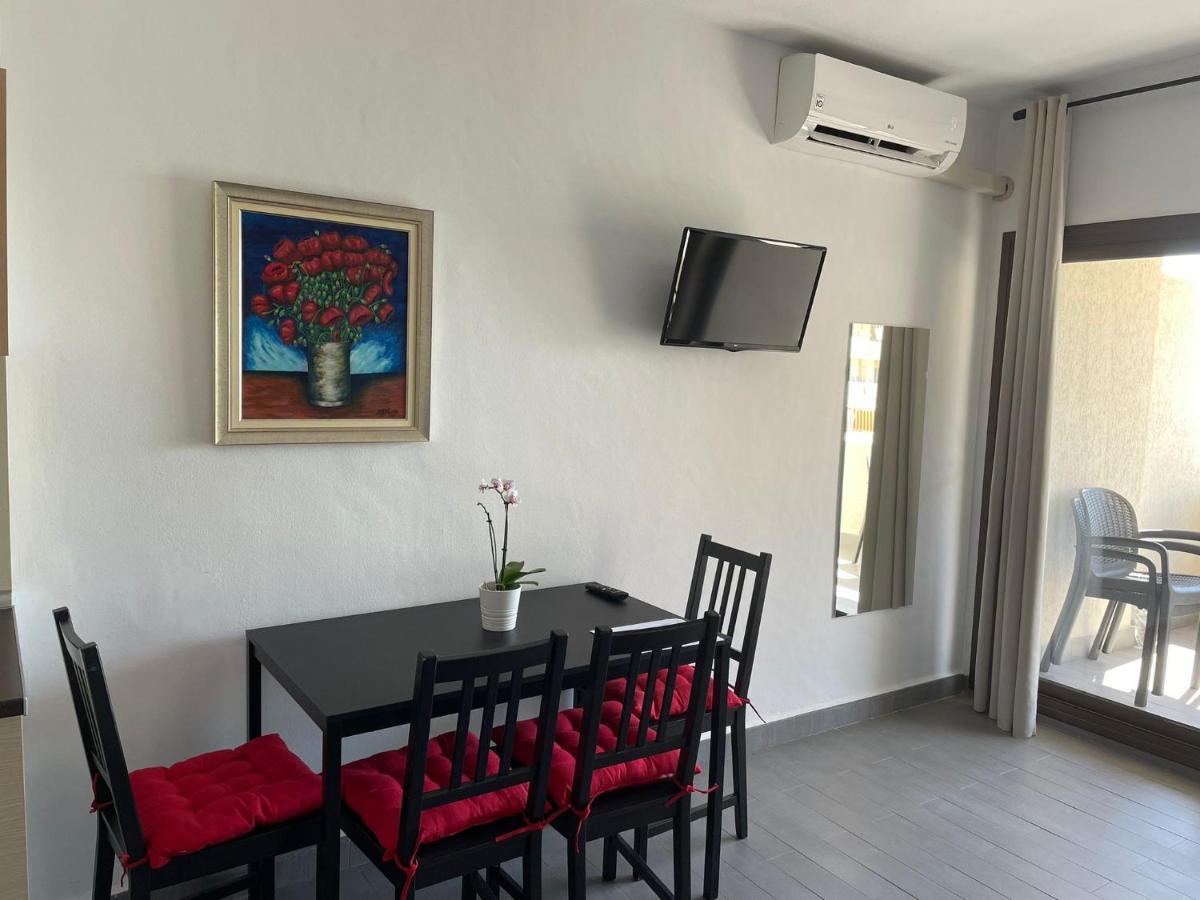 Benalbeach, Estudio En Primera Linea De Playa Apartment *