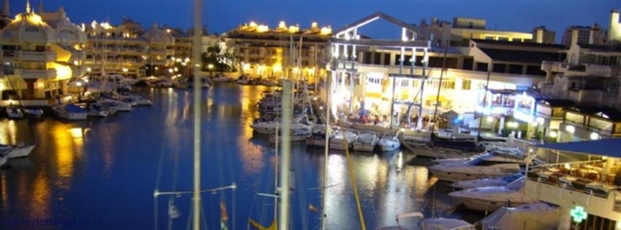 Puerto Marina *