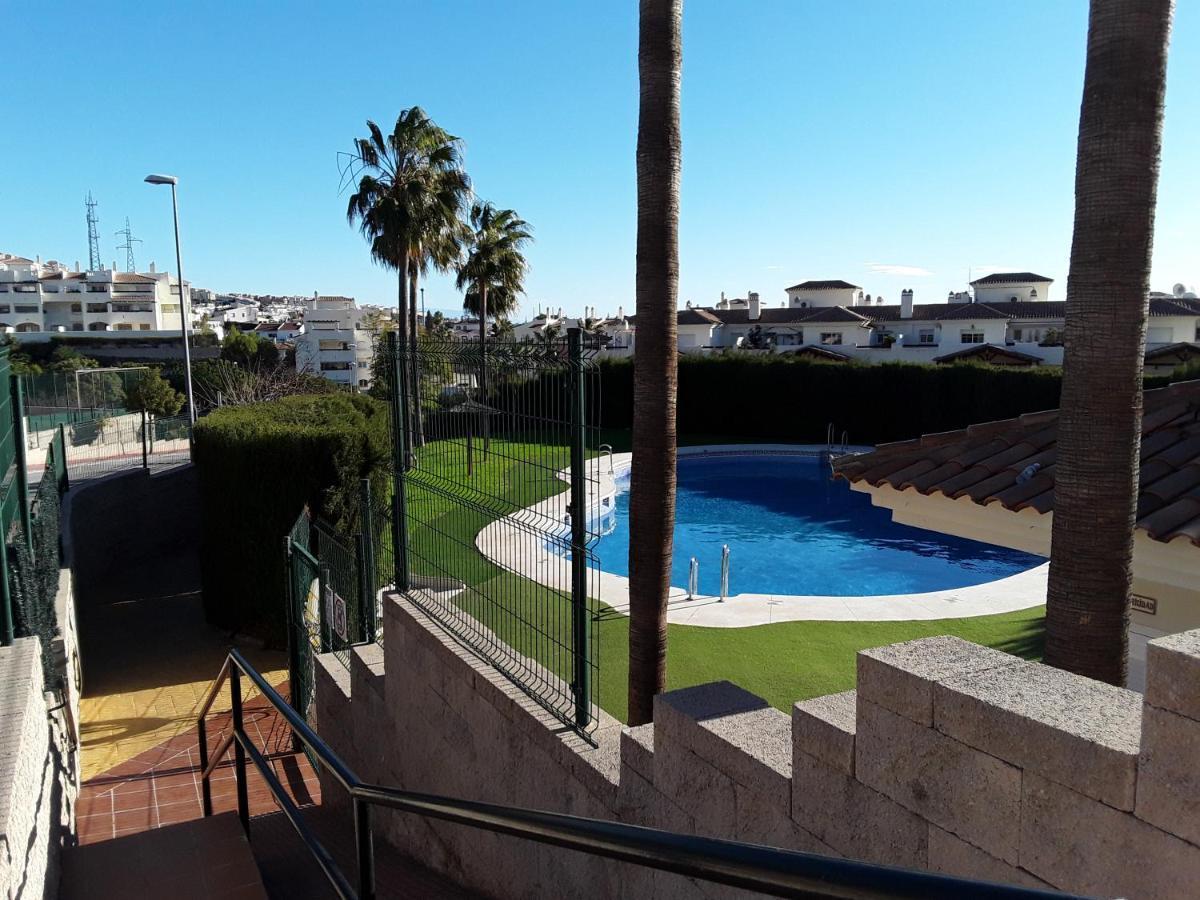Apartment Golf And Pool By H&h *