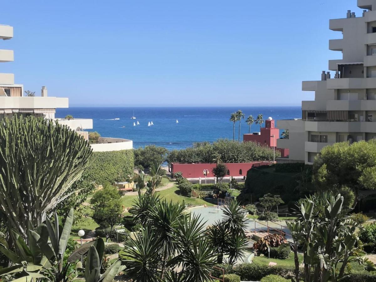 Apartment Estudio Benalbeach Primera Linea De Playa *