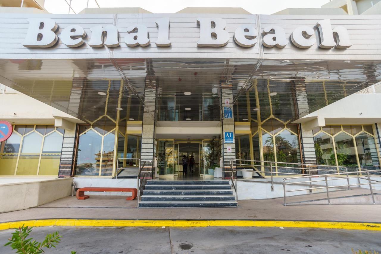 Seaview Beachfront With Aqua Park & Balcony Apartment