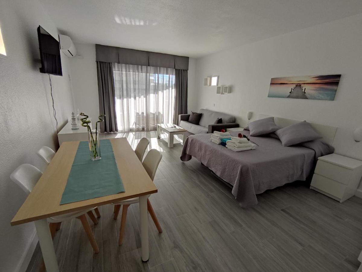 Estudio Benalbeach Primera Linea De Playa Apartment *