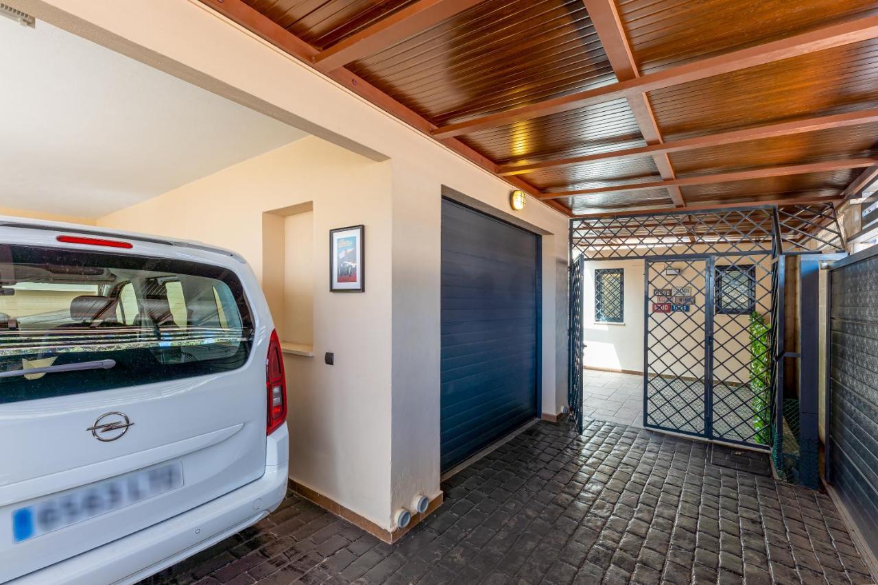 Villa 797 Holiday - Modern With Pool In Puerto Marina For 12 *