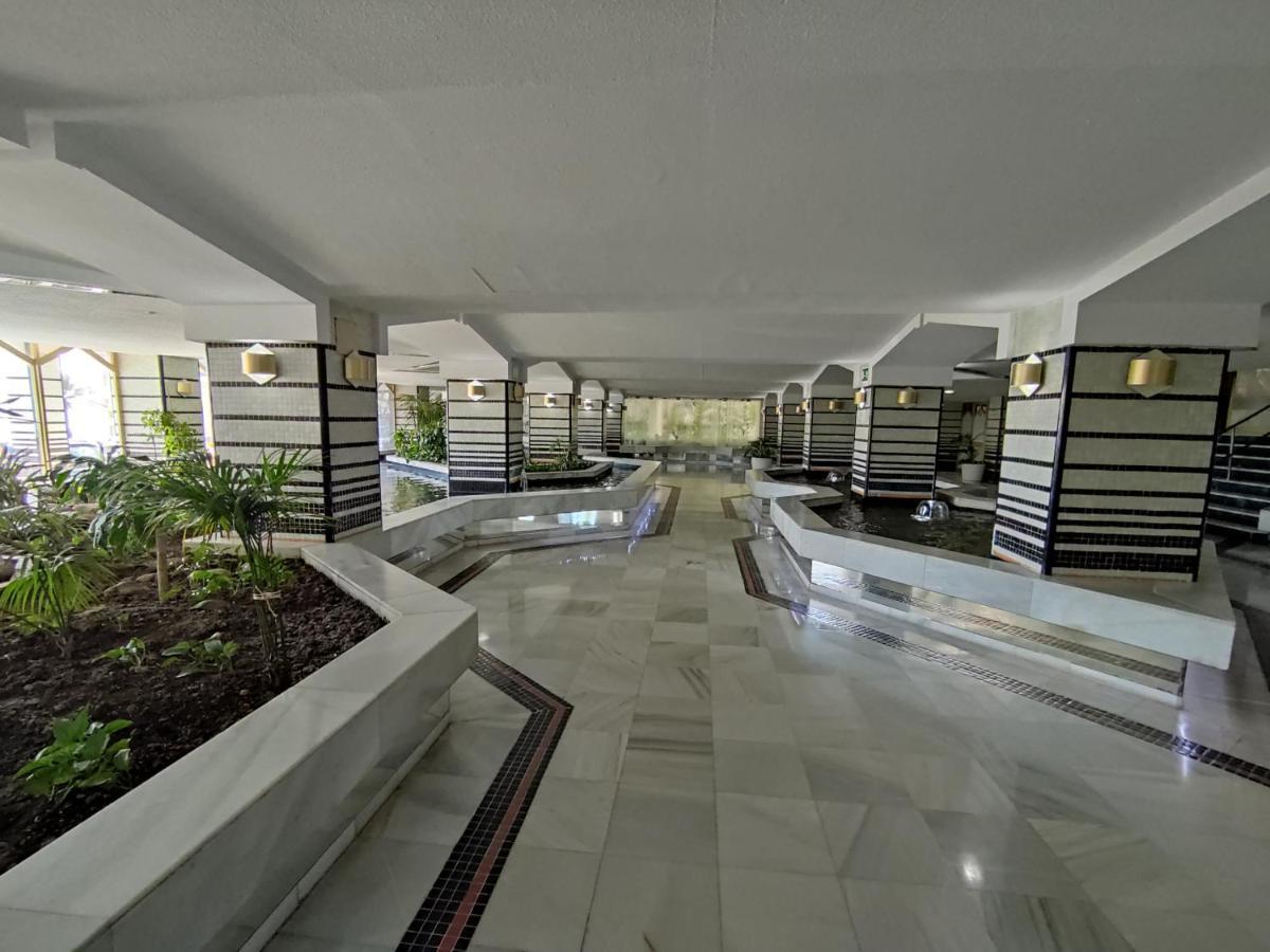 Estudio Benalbeach Primera Linea De Playa Apartment *