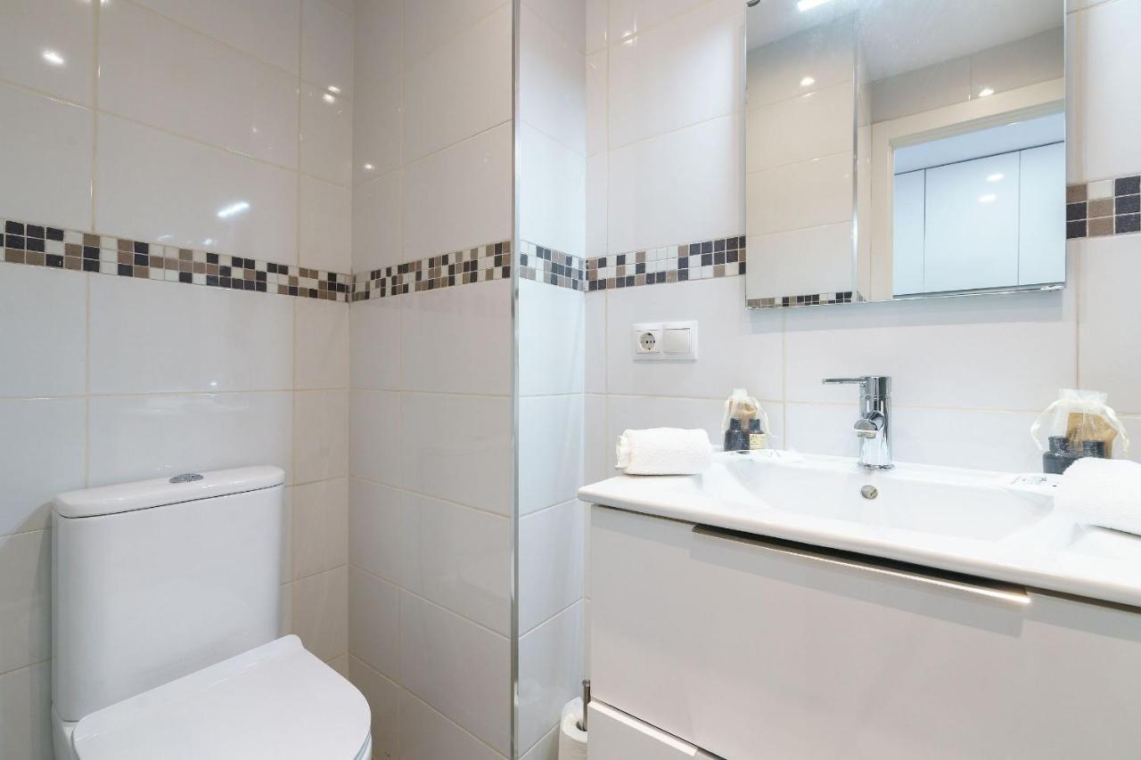 Cosy Studio With Balcony In Bonanza Square *