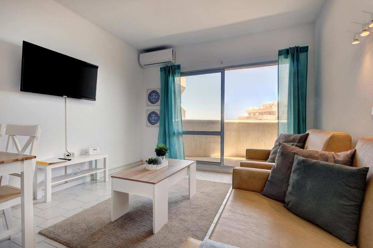 Apartment 095 - Bright & Comfortable Holiday With Water Park & Sea Views Benalmadena