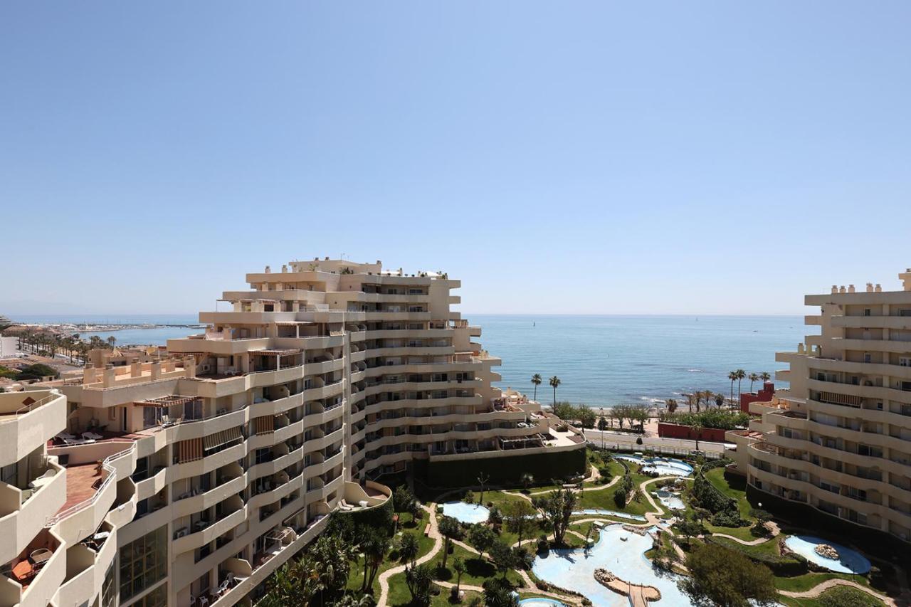 095 - Bright & Comfortable Holiday With Water Park & Sea Views Benalmadena