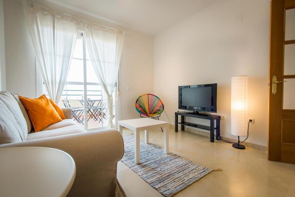 Appartement Costa, 2 Habitaciones, Terraza, Luminoso, Wifi Y Parking Benalmádena