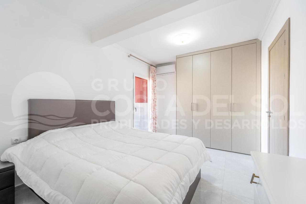 Espectacular Apartamento En Costa, Frente Al Mar