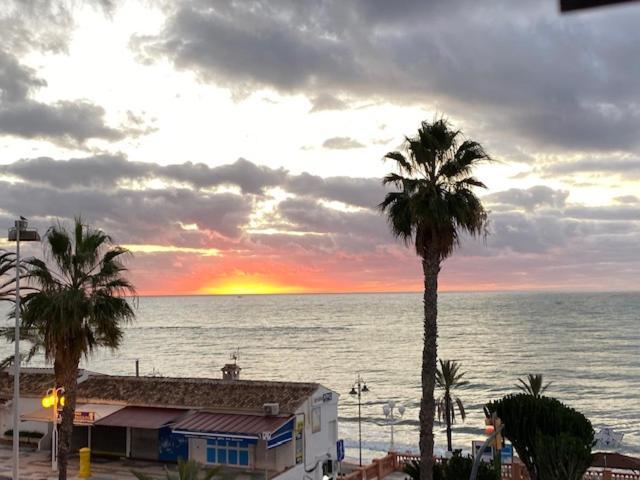 Precioso Apartamento En Primera De Linea De Playa