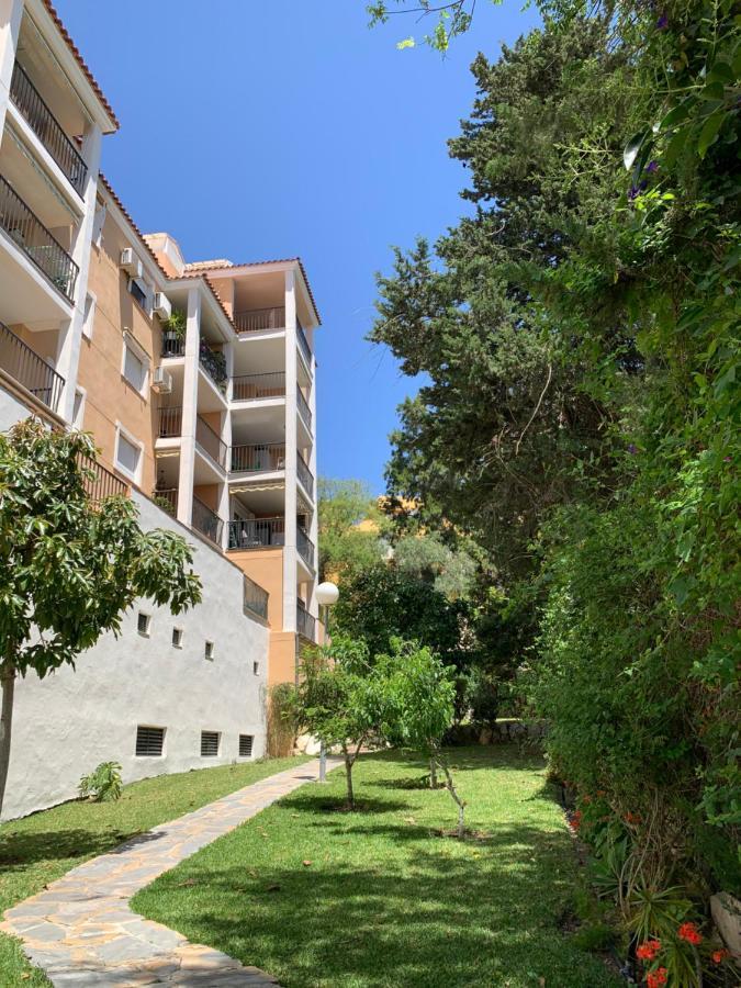 Tulipanes - Parking Privado * Benalmadena