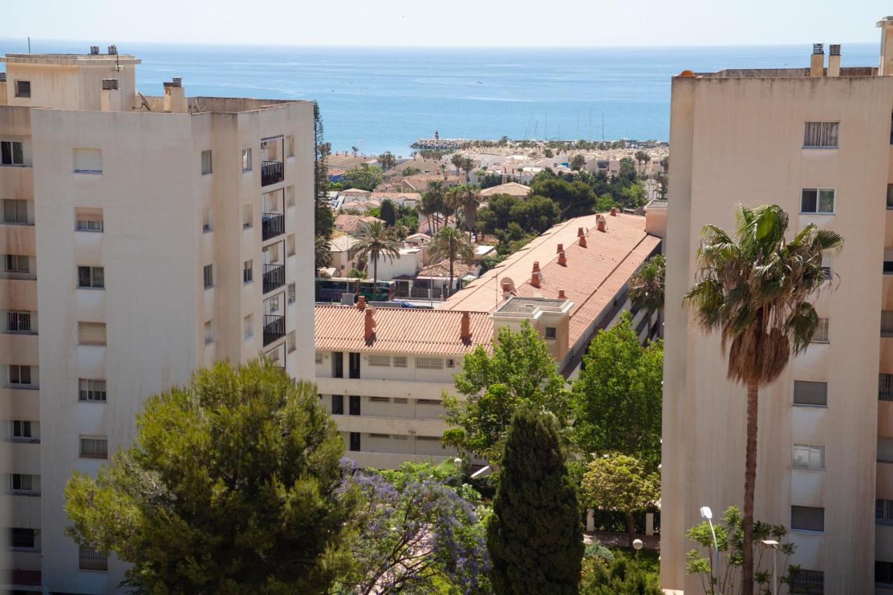 Estudio Con Vistas Al Mar Y Montana