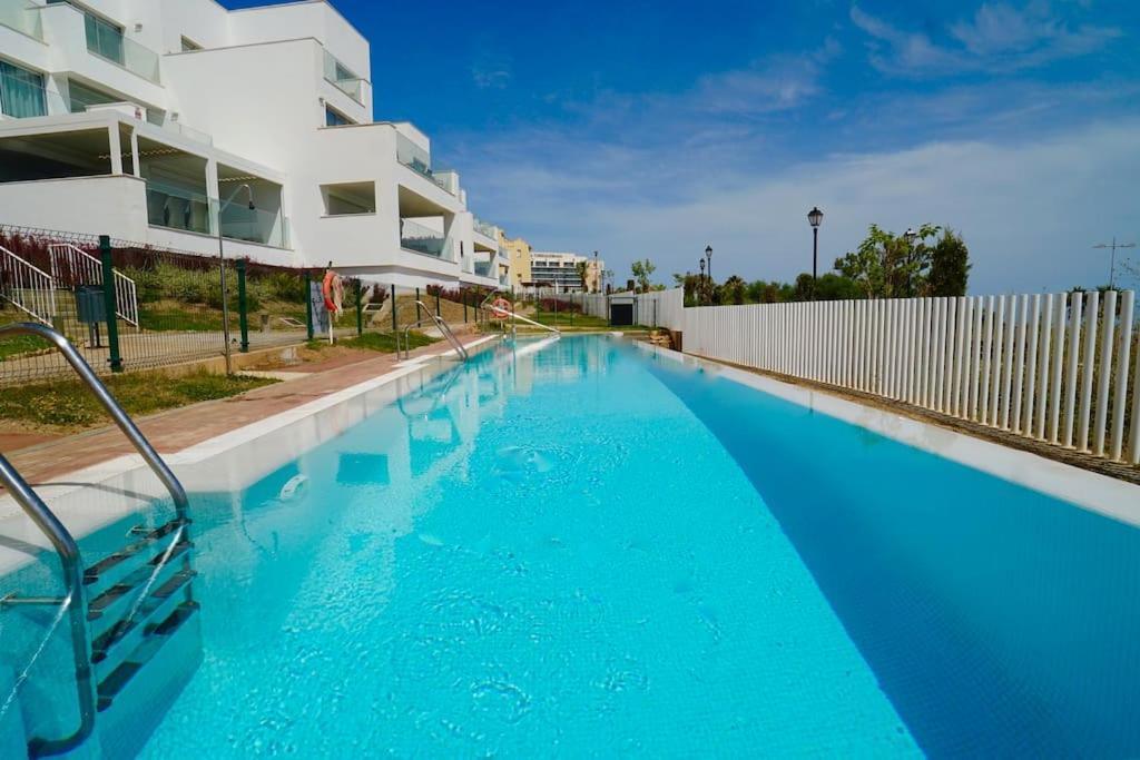 Deluxe Sea View With A Swimming Pool Apartment