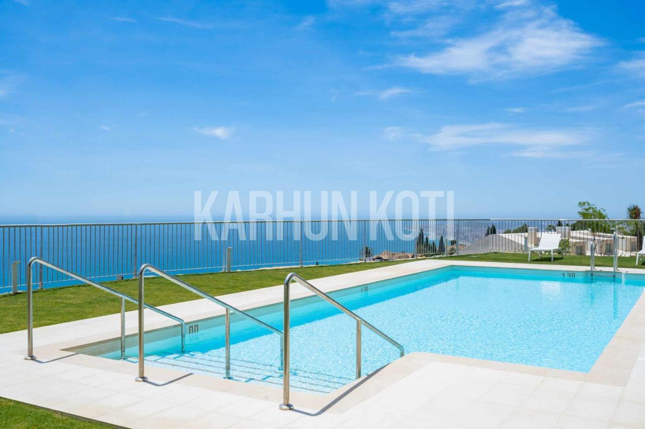 Koti - Stupa Hills Penthouse Apartment *