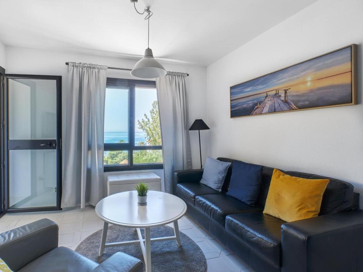 3 Pool View, Terrace, Garden Appartement *