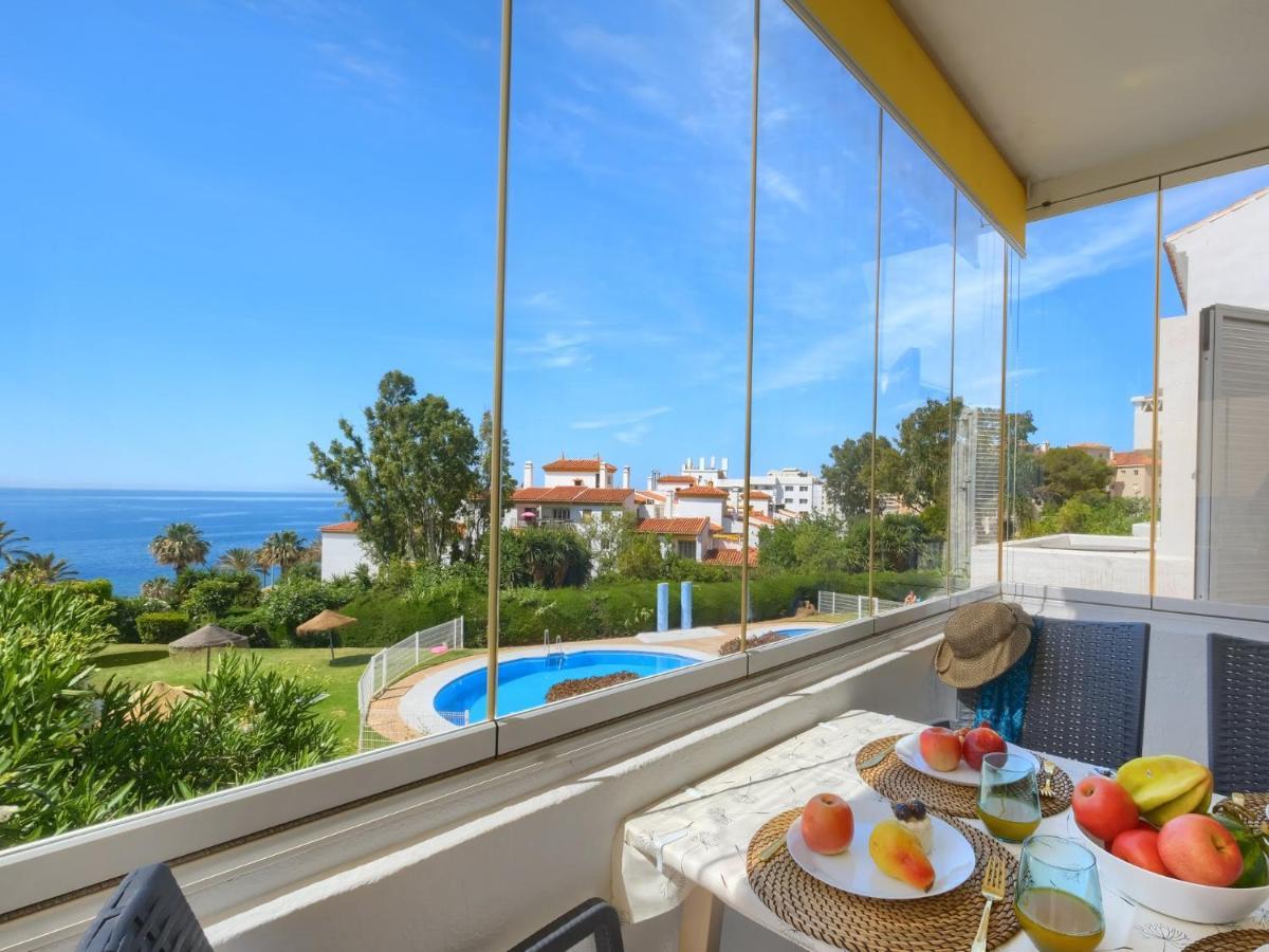 3 Pool View, Terrace, Garden