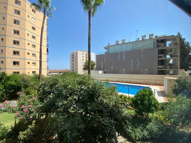 Estudio Nuevo Y Con Piscina Benalmadena Apartment
