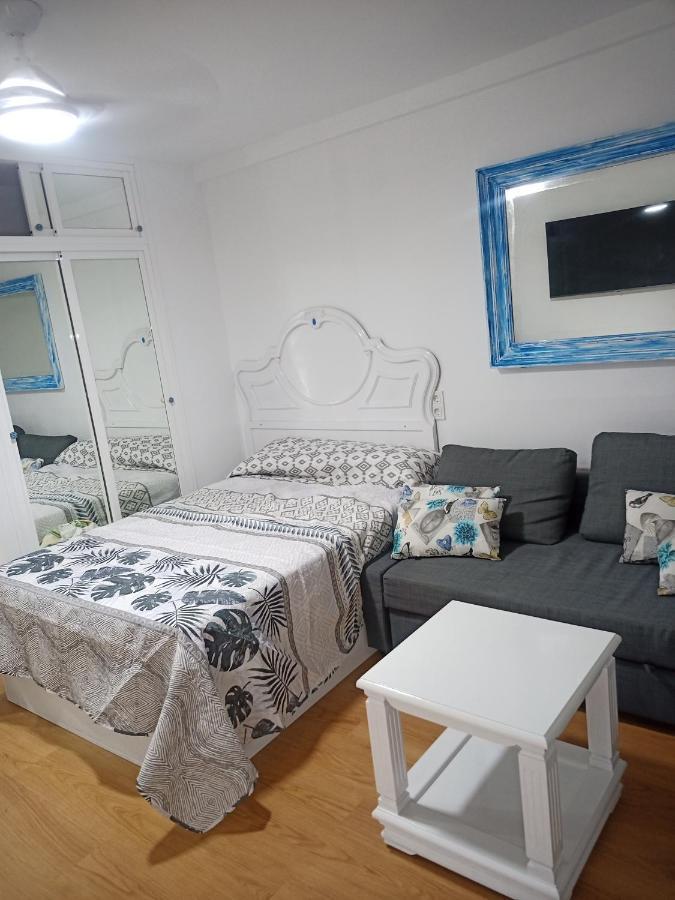 Appartement Sweet Benalmadena, Estudio Con Vistas Al Mar Y Excelente Conexion Wifi, No Fumadores, Con Piscinas, Sea Views, With Swimming Pools, Completely Renovated, Ideal For Older People, Bright With Morning Sun, No Smoking