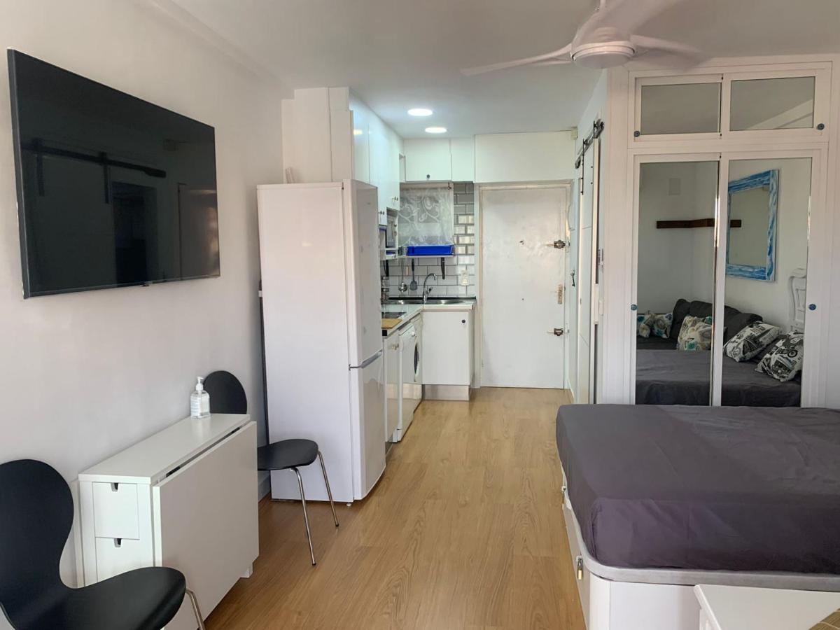 Appartement Sweet Benalmadena, Estudio Con Vistas Al Mar Y Excelente Conexion Wifi, No Fumadores, Con Piscinas, Sea Views, With Swimming Pools, Completely Renovated, Ideal For Older People, Bright With Morning Sun, No Smoking
