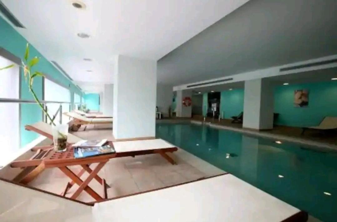 Elegante Alojamiento Con Piscina A 200 M Del Mar. Benalmadena