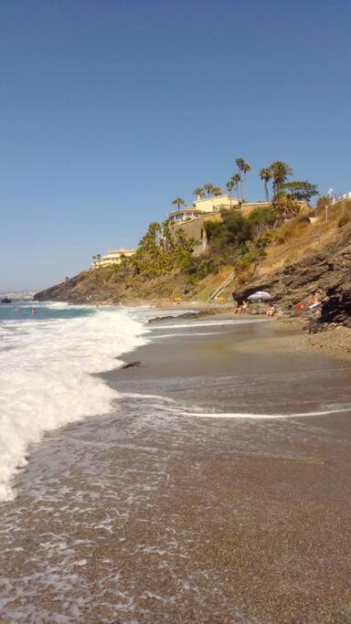 Bed & Breakfast With Sea And Mountain Views En Piso Compartido 1 O 2 Personas *